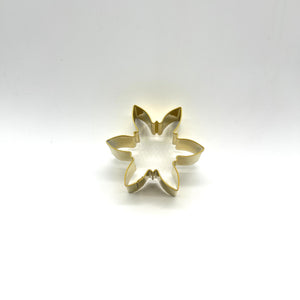 Gold Cutter Pointed Snowflake Single