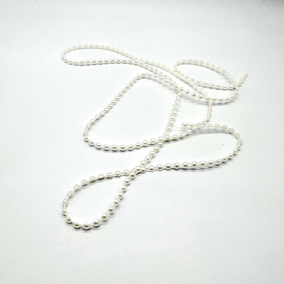 Pearls Thin on String 1m