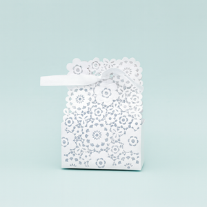 White Sweet Box (7.5 x 4 x 4cm)