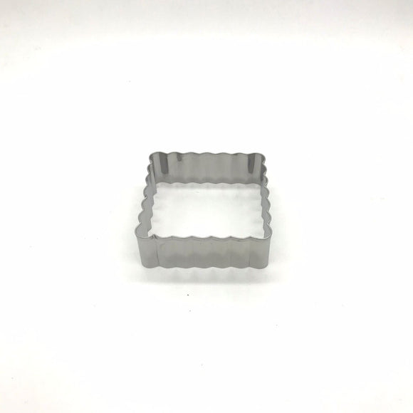 Square Cutter Scalloped 7cm 1pcs